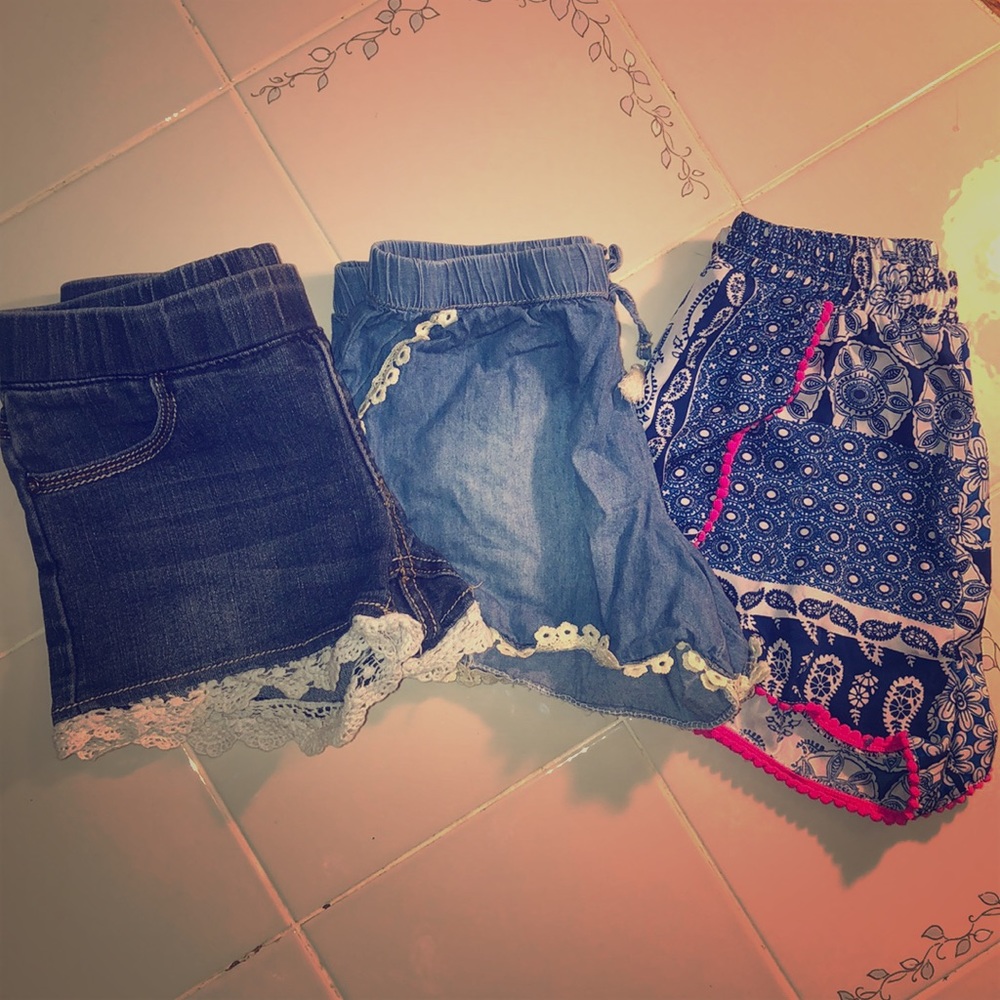 👧 Girl’s Sz. 10 shorts lot